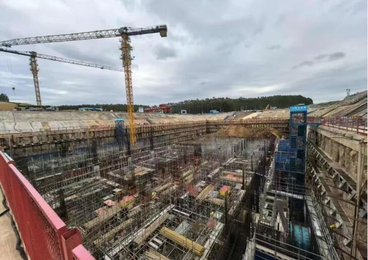 冲刺四季度｜以实干争先，...